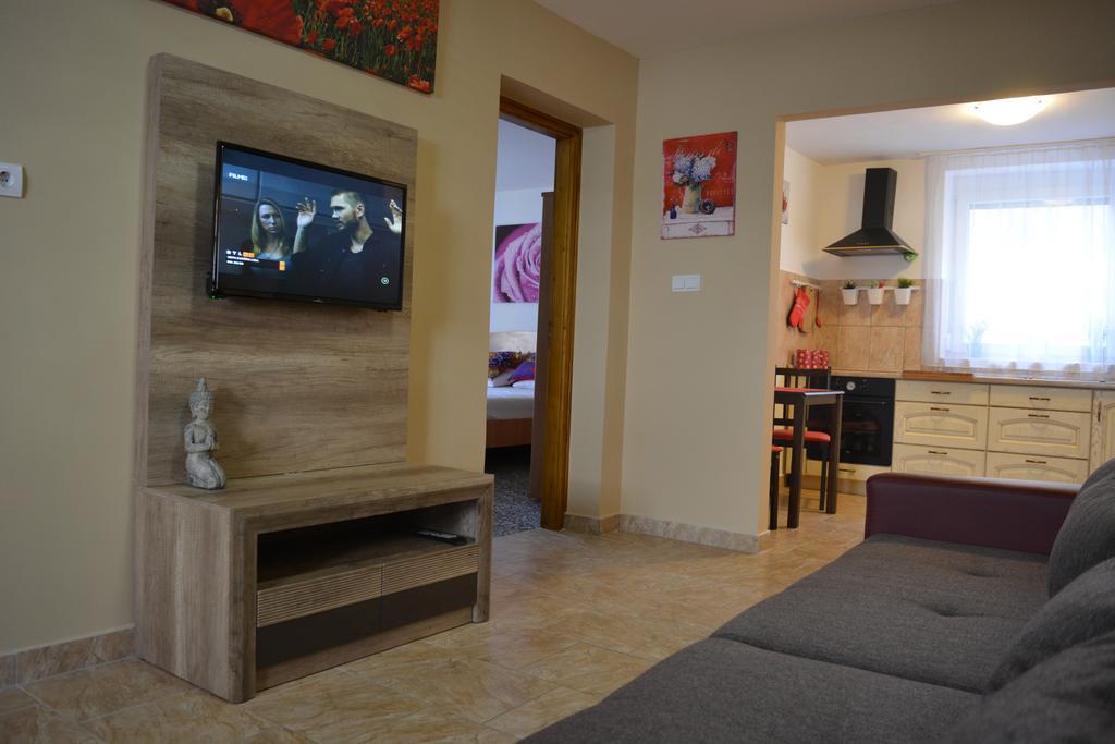 Salve Apartment Hévíz Esterno foto