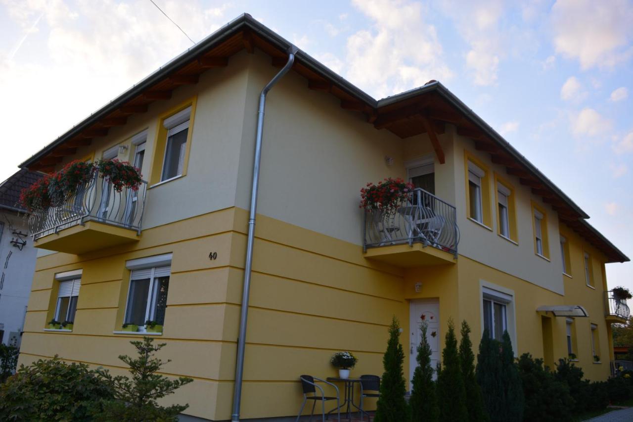 Salve Apartment Hévíz Esterno foto